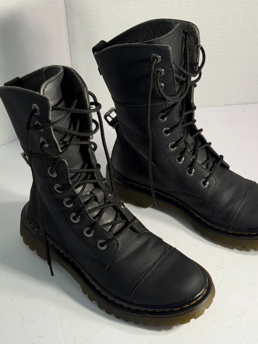 Dr Martens L-size 7 Black leather Yuba Boots